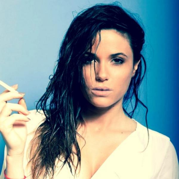 CapucineReacts's tweet photo. La réaction que j'ai quand quelqu'un que j'aime pas me parle. #CapucineReacts

#rt et je te follow http://t.co/Vcx7WWoY8q