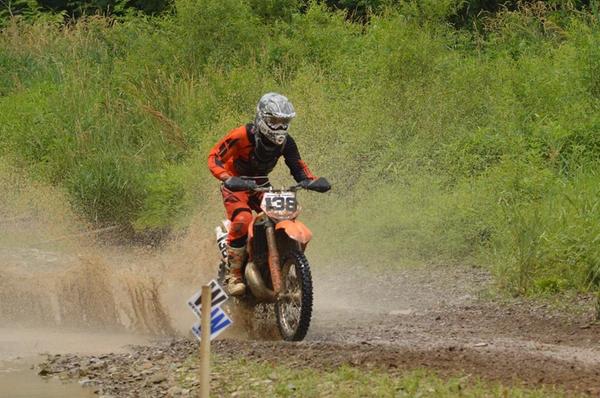 QuentinHallOFCL's tweet photo. Catch Brandon @RINSCH138 at Round 6 of @MAXC_1 racing in Martinsville, IN this weekend • #maxc #mx #harescramble http://t.co/8dLGJIDYMw