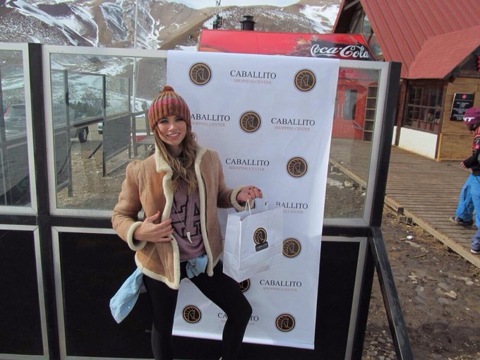 Rocío Pérez Suárez fue a Las Leñas con @caballitoshoppi http://t.co/ESq9DqI20c