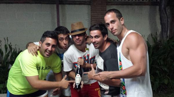Sega_seg's tweet photo. Legendaryyyyyyyyyyy jajajaja nunca mejor dichoo...
Lunes de espectaculo... http://t.co/80KcFCfxN8