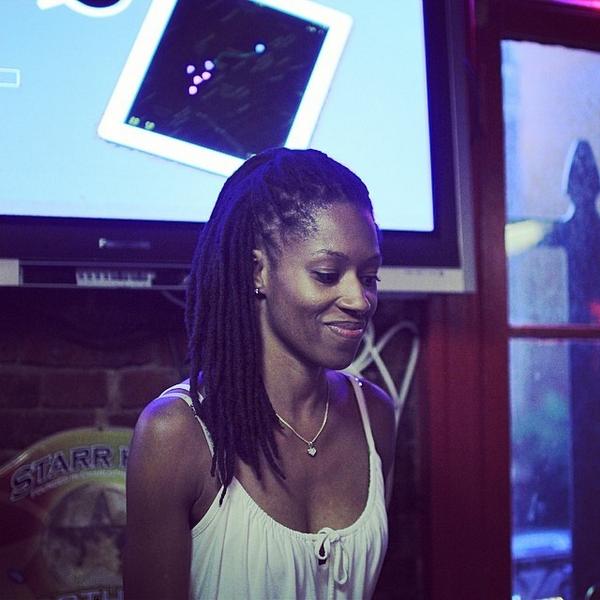 Next up: <a href="/amyleew/">Amy Lee</a> from <a href="/mapbox/">Mapbox</a> talking about print maps at #geodc