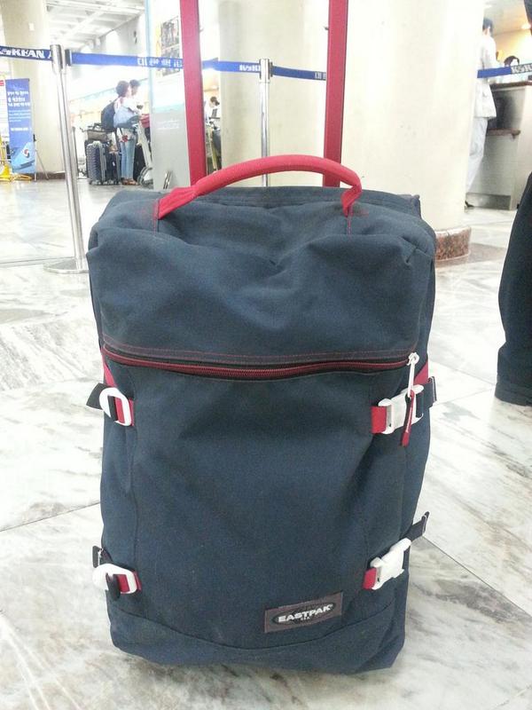 여름방학 계획 했던 베낭 여행도 취소하고 열흘 인생 값진 경험하고 배운 돈 받아 튀는중 (?) ㅋ