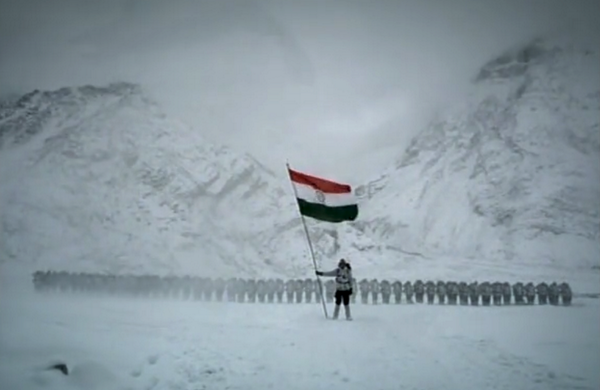 fluttrincluttr's tweet photo. On the eve of our Independence Day, here is a salute to our heroes http://t.co/O61iu22eCy http://t.co/I5yFPzE6Pi