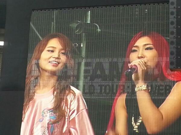 Bu_GJAoCYAEM_Ua.jpg:large