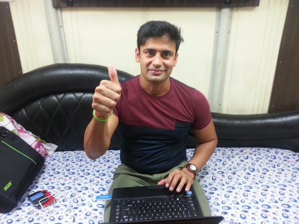 etimes's tweet photo. Here we come to an end of an interesting conversation with @Sangram_Sanjeet Thank you all #SangramTOIChat http://t.co/yfBptsXYm7