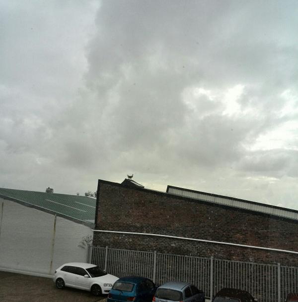 deshaakonsen's tweet image. There will be sunshine...said not-so-AccuWeather #forecastfail #rain