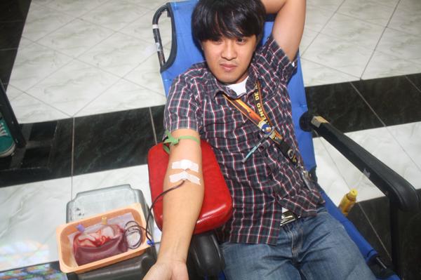 AdnuOsa's tweet photo. #dugongatenistaheartstrong Aug 16 8am-5:30pm @ Xavier Hall http://t.co/qF3cjl2OP6