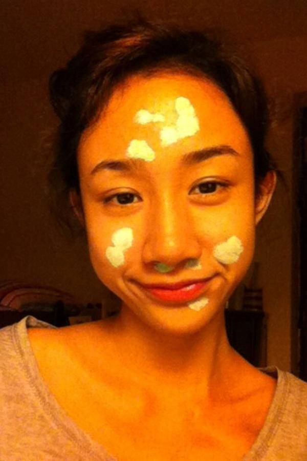 ritchiespimp's tweet image. When at home #pimpleproblems