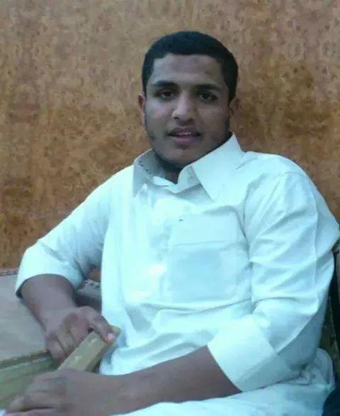 " خواطر عن شهيد 1 "

حمادي الصادق ..
جبل أشم صنديد شجاع 
m.facebook.com/home.php?refsr…