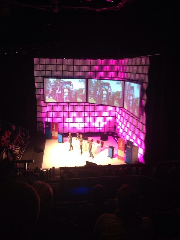 Live performance from #petersonfarmbrothers at #cotton14