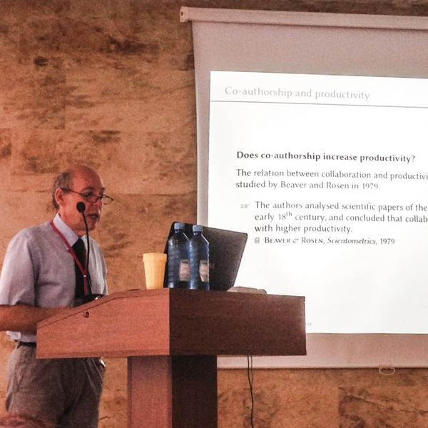 paramonov_wiley's tweet image. Проф. Волфганг Гланзел рассказывает о мультиавторстве в современной науке #csiam