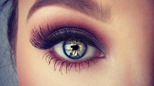 GoalsMakeup's tweet image. nothing looks better than perfect eyeshadow and eyeliner