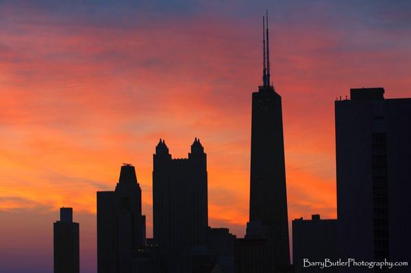 barrybutler9's tweet image. Chicagos Morning Colors @ChooseChicago @NWSChicago @SkylineArch @360chiviews @HuffPostChicago @WBBMNewsradio #sunrise