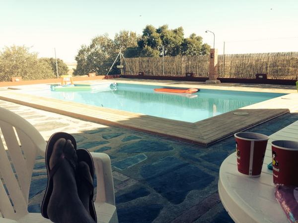 GerRp13's tweet photo. Que dura es la vida @Berta_17 http://t.co/Y8mGgRbggh