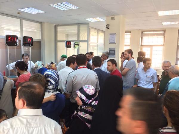 YenisehirAkPart's tweet photo. Cumhurbaşkanı adayımıza yardım kampanyasına katıldık. 
@SuleymanCelik16 @Akpartibursa @AKBASKANIMIZ http://t.co/j3uDELgwvz