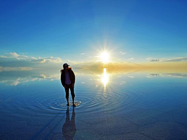 riboworld's tweet photo. Salar de Uyuni, Bolivia #Bolivia #BeautifulBolivia #followme #f4f http://t.co/uSTLTfrhLO