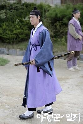 BubTGe1CEAACyW0.jpg:large