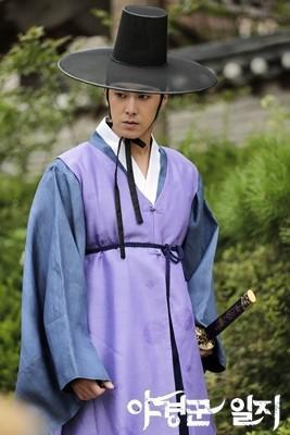 BubTW7LCQAIBwdv.jpg:large