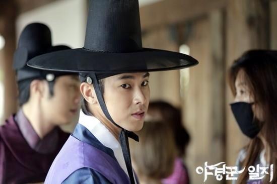 BubTs7PCQAAB2ou.jpg:large