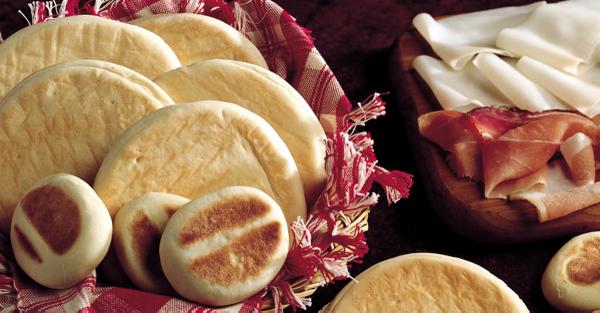Cucina_Italiana's tweet photo. Su #LCIpro la #ricetta per preparare le #crescentine! http://t.co/dmRNERGPP1 http://t.co/RpSmwmS6GF