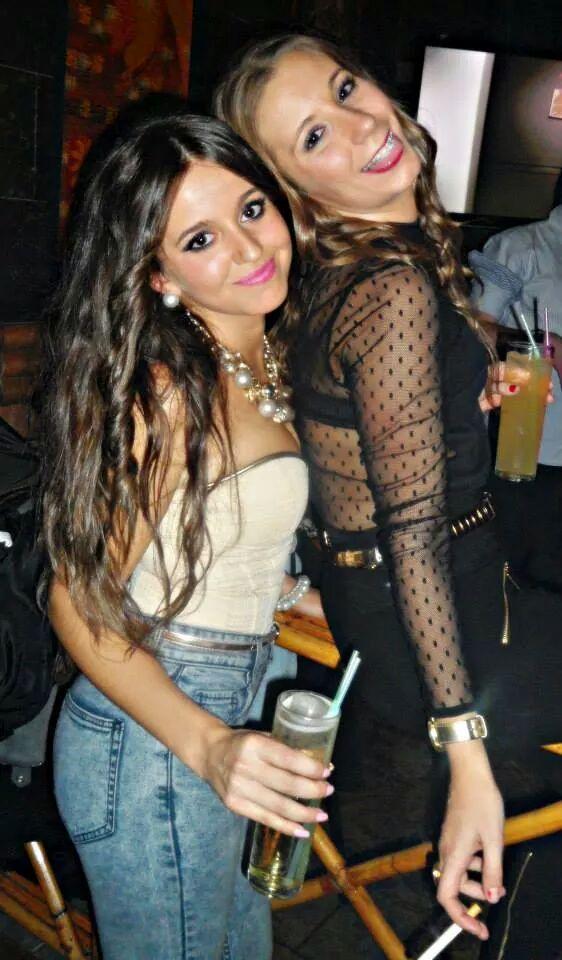 RocioGamm's tweet photo. Feliz cumple a uno de mis tesoros mas preciados jajajsjaja te quiero cariño 😘😘😘😘@SILVIA_TALA http://t.co/Bs7q9gmxKL