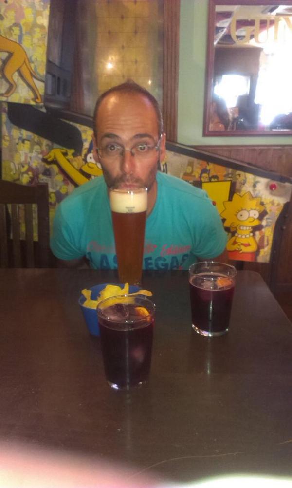 LetySiles's tweet photo. Cervecita!!! http://t.co/Ia9ch3l9Sj
