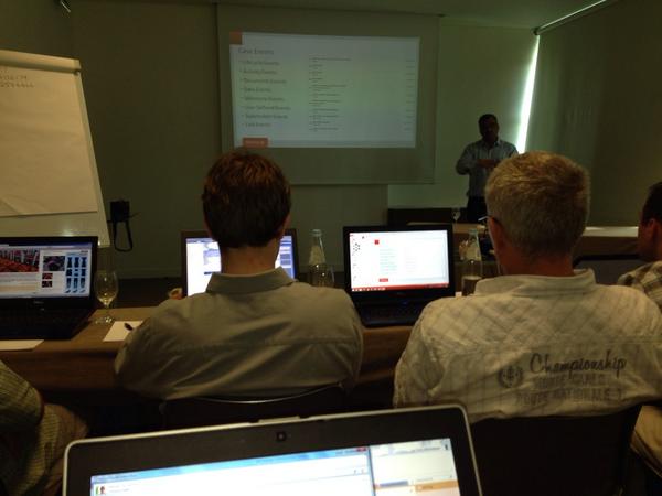 JoseRodBPM's tweet image. #casemanagement  improvements in #oracle #BPM12c with @prasenp at #ofmsummercamps @soacommunity. Tremendous stuff!