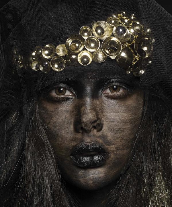 AuDITIONSSA's tweet photo. Angela Yeung beautifully captures 'a celebration of the African soul' in her 'Connet' piece. #WDYT http://t.co/N1kLRyEA5y