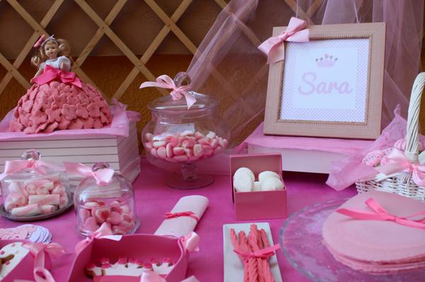 SugarHouse_ev's tweet photo. No os perdáis la mesa ultra-rosa y mega-cuqui del cumpleaños de Sara :) http://t.co/VhhsuNRGgn http://t.co/PP4cZickzZ