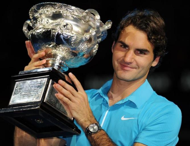 Tennis legend, Roger Federer celebrates his birthday today! Happy Bday! LegendaryBirthdays

 