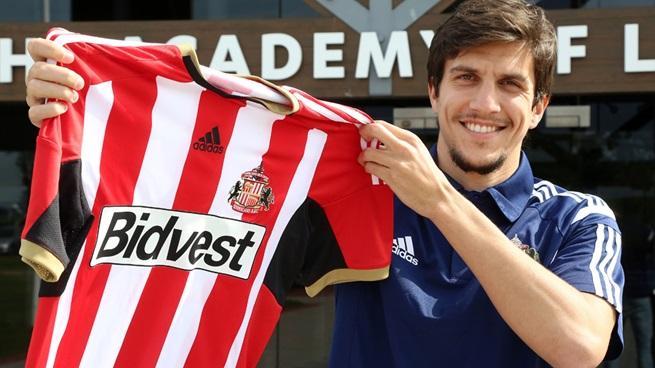 Buc7VipIMAA5D6B.jpg:large