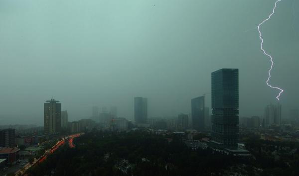 FRonsholt's tweet photo. Just got this snap here in Istanbul. http://t.co/QOZTlp8y7j