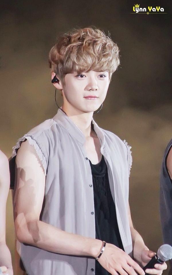 LUHANMAMA's tweet image. 140802 LUHAN♡ #LOSTPLANETinXIAN 
(Cr:Lynn_二丫)
ww2.sinaimg.cn/large/64ffdc05…
ww2.sinaimg.cn/large/64ffdc05…
ww1.sinaimg.cn/large/64ffdc05…