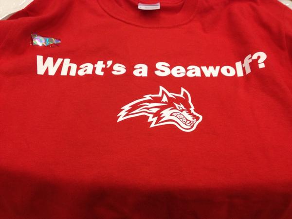 notjesmy's tweet photo. Free tshirts make me happy☺️ #ImASeawolf #redhotseawolves http://t.co/isXCfMPlCK