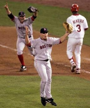 As the Marlins pointed out, today is Edgar Renterias birthday. Happy b-day, bud! 