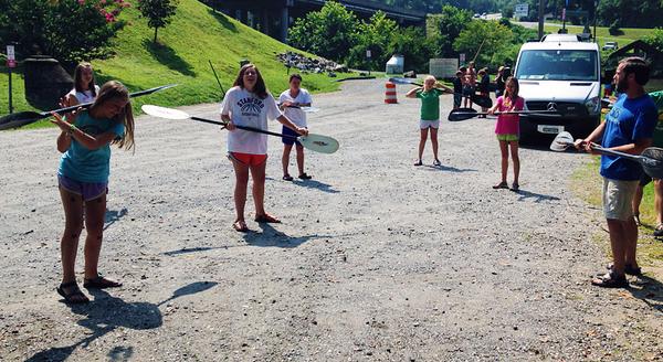Paddle Twirl Clinic with Rockbrook kayaking girls at the Tuckaseegee. <a href="/wwRiverGypsies/">Leland&AndriaDavis</a> #kayaking #summercamp