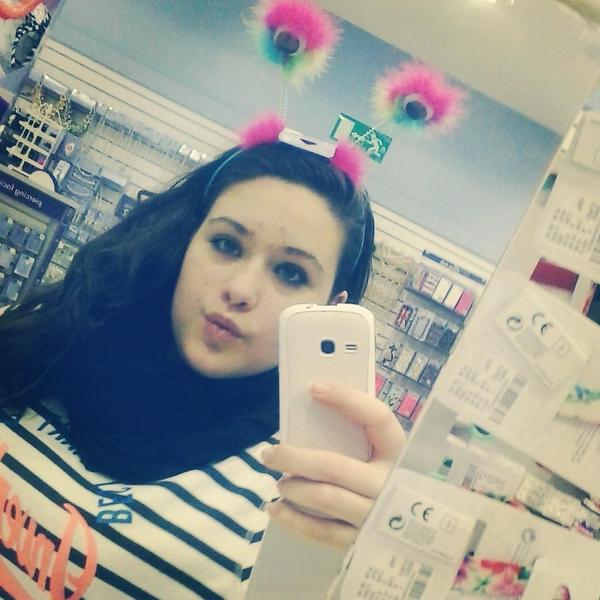 Mateope01Paula's tweet photo. @AbrahamMateoMus teamo con locura tekiero muchimo no me olvides nunca http://t.co/iz8uUuEWFM