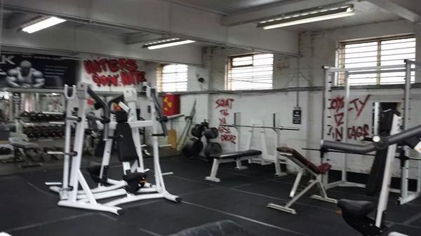 Zackkingkhan's tweet photo. Zkk underground gym. 11 wickers lane Sheffield S3 8hq. http://t.co/w7chVnHL2F