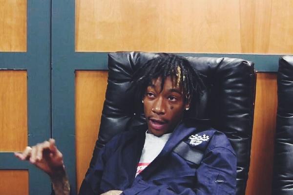 wizkhalifa's tweet image. Mood.