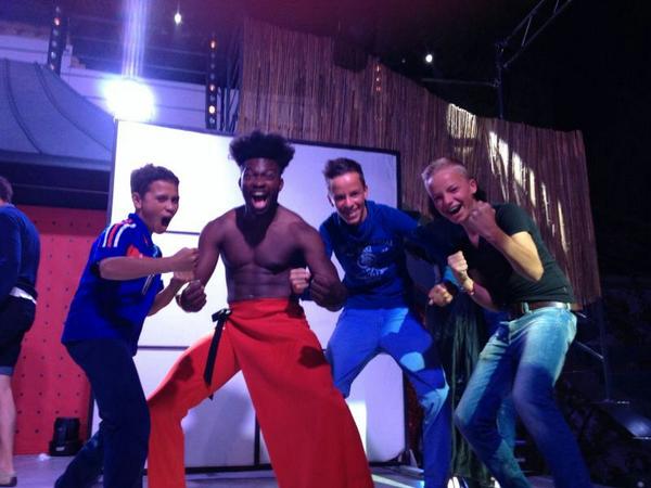 tseelen10's tweet photo. #lapetitecamargue #kurt #fun http://t.co/DdaJ9noaSG