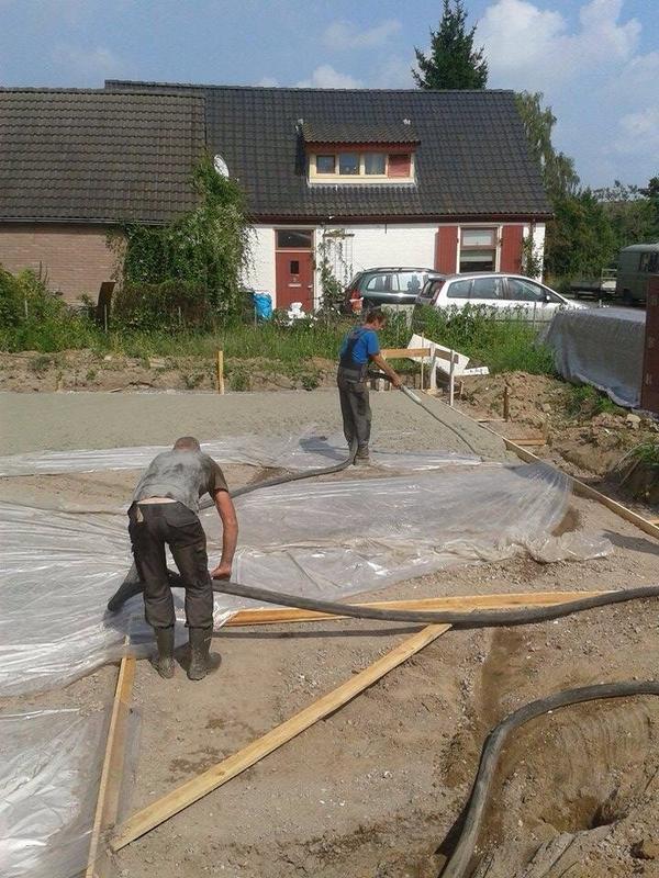 Vandaag beton geleverd in #Veessen! Mooie klus tijdens de bouwvak! Bestel via betondirekt.nl