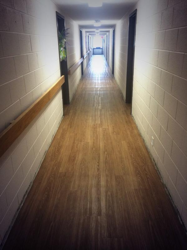 CTGallatin's tweet photo. And we have new floors! We are so excited to be putting these down on every floor! #CTReno http://t.co/PlXhH1ZsqE