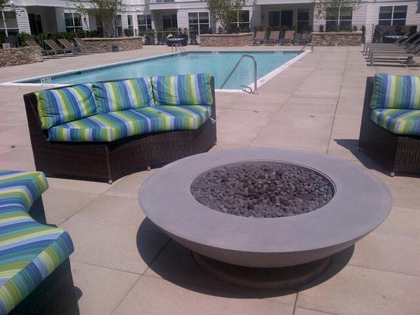 Bozzuto's tweet photo. RT @nancygoldsmith: Fabulous pool at #75tresser! #bozzuto http://t.co/g98QwygQBA