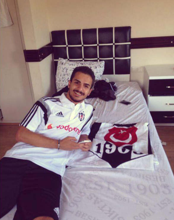 BJK_Akademi's tweet photo. TRANSFER | Beşiktaş, Eskişehirspor'un 18 yaşındaki forveti Devran Çamurdaş'ı renklerine bağladı. (120 maç-85 gol) http://t.co/3TAglKIkY7