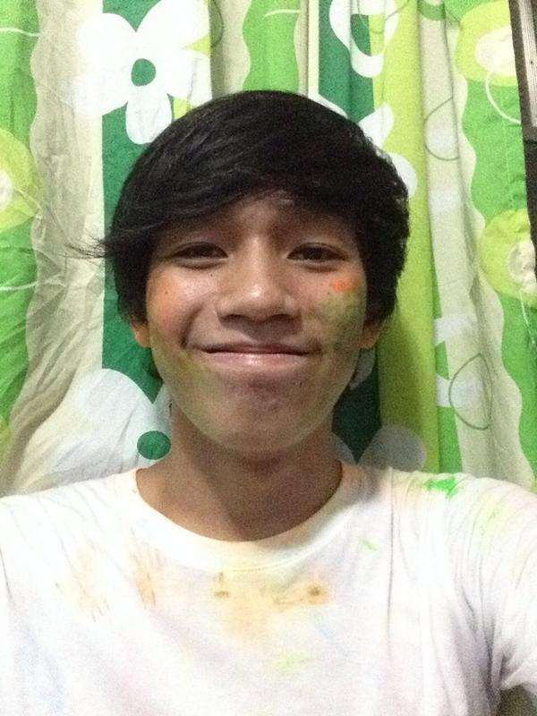 SuperLawrence_'s tweet image. Happy Colorful Thursday!! 🎨🎉 Solid @Raveolutionph #FirstPaintParty #RaveolutionPH