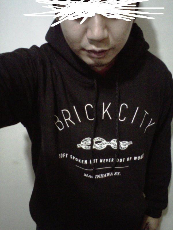 Reppin' our new hoodie "<a href="/xdeusx/">Deus</a>: Common homo sapien in a contemporary hoodie. <a href="/BrickcityPH/">Brickcity PH</a> "