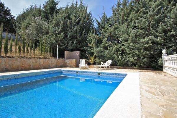 MoclinVivo's tweet photo. Aun puedes descubrir los montes orientales y Granada en una casa rural #moclín #granada #turismorural #andalucía http://t.co/vJmYVQzbH1