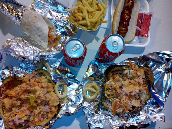 MaariiPozo's tweet photo. Empezando con buen pie #miferia con mis niñas :) http://t.co/QInLUR1V59