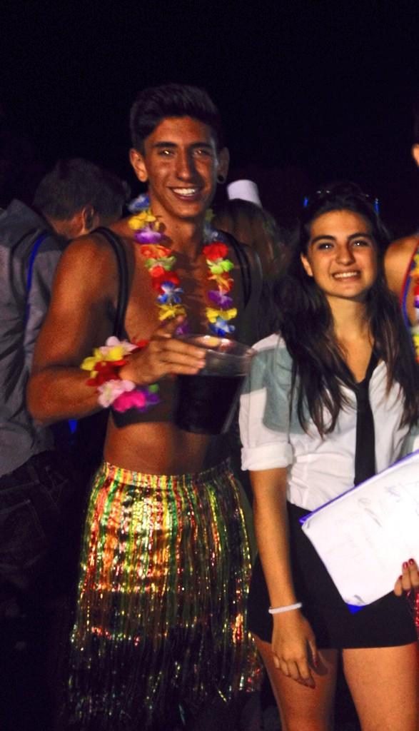 JuanPabloCante's tweet photo. Una de anoche con la fea de @pauliitanicolas #Xairo2014 🎉🎊 http://t.co/s539aEwyz4