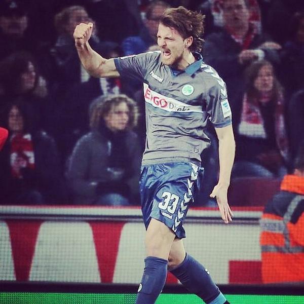 Der #S04 wünscht <a href="/AzemIlir/">Ilir Azemi</a> alles Gute und vor allem eine rasche Genesung!